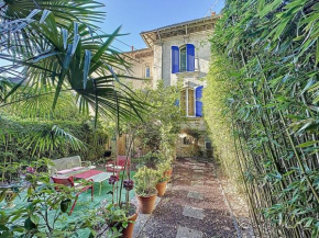 Très belle maison avec jardin à 10min des remparts